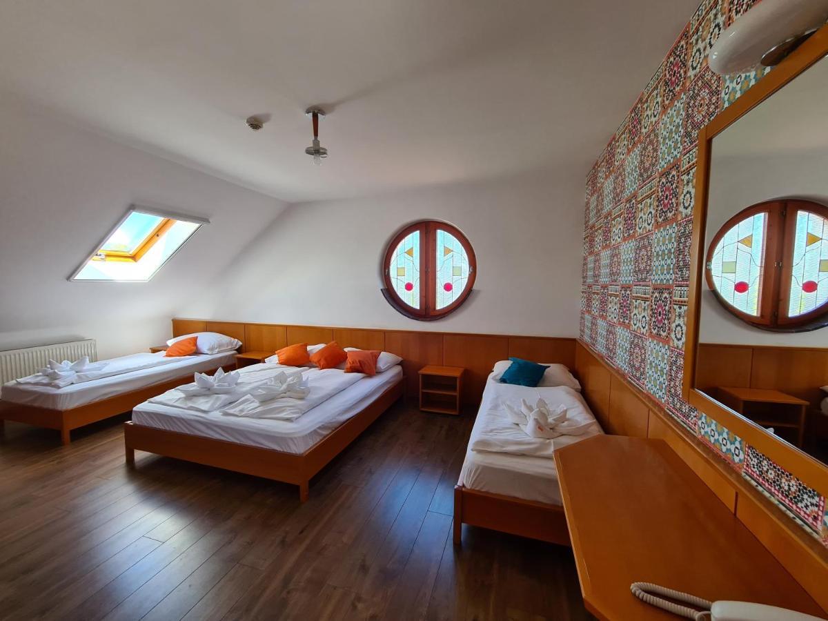 Sormás Istvan Parkhotel Es Gasztrofarm מראה חיצוני תמונה